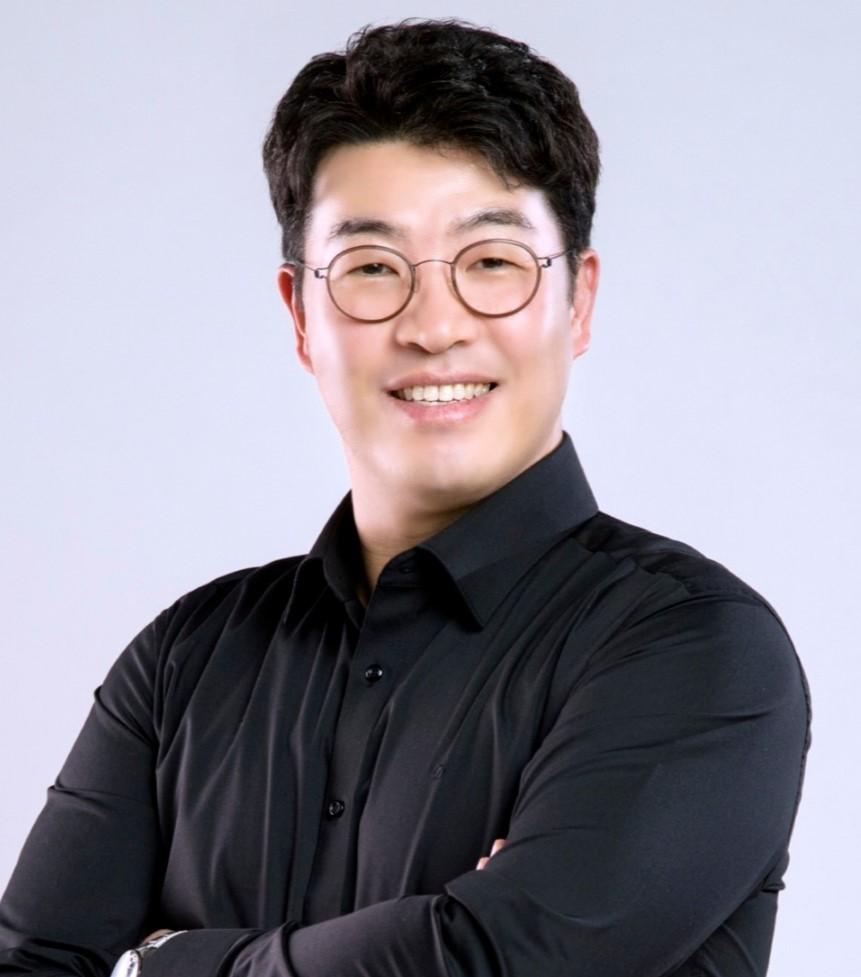 황성욱 사진